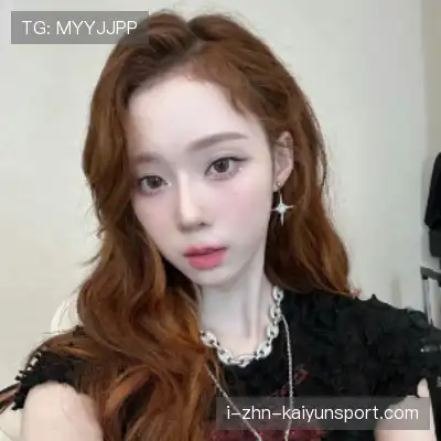 劳麟非